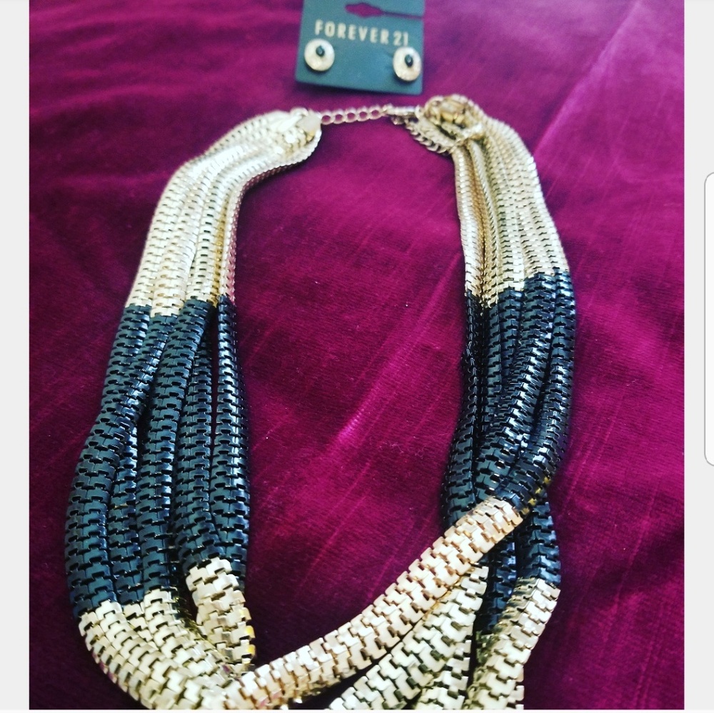 Black & Gold Necklace with matching earrings